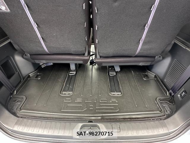 Mitsubishi DELICA 2016-10 8006854-15