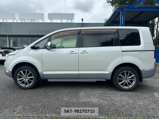Mitsubishi DELICA 2016-10 8006854-6