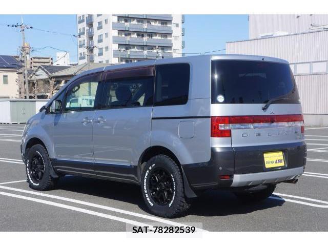 Mitsubishi DELICA 2015-11 8006954-1