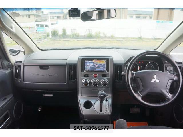 Mitsubishi DELICA 2013-06 8006955-2