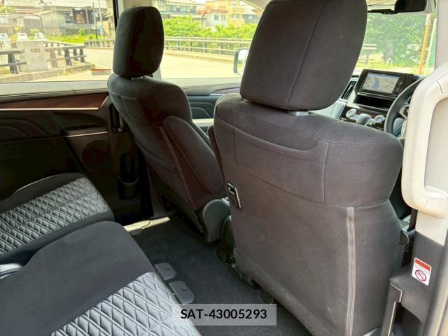 Mitsubishi DELICA 2025-10 8007039-10
