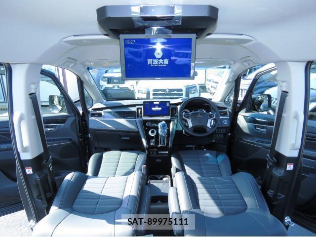 Mitsubishi DELICA 2025-09 8007257-1