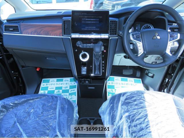 Mitsubishi DELICA 2025-11 8007260-1