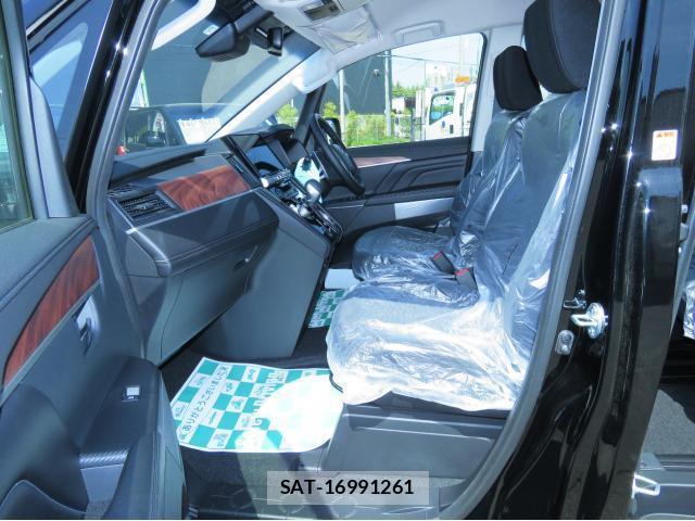 Mitsubishi DELICA 2025-11 8007260-15