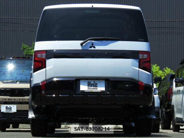 Mitsubishi DELICA 2026-04 8007266-14