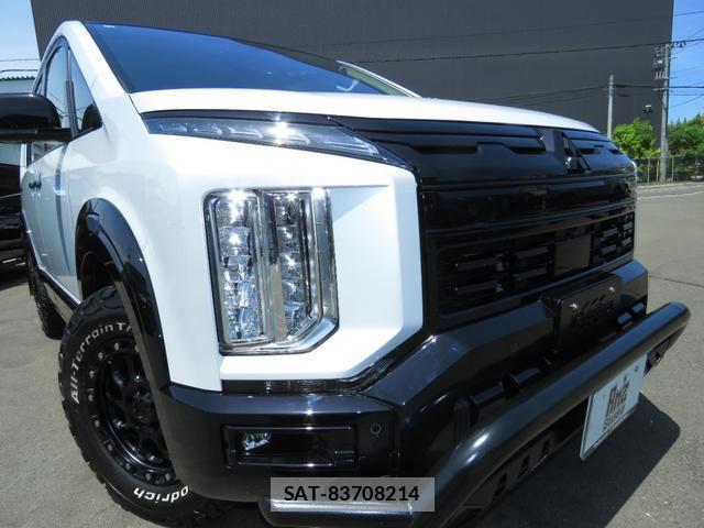 Mitsubishi DELICA 2026-04 8007266-4