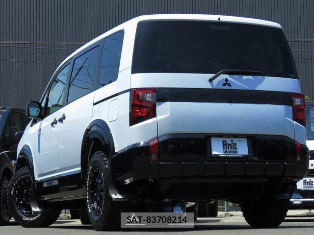 Mitsubishi DELICA 2026-04 8007266-8