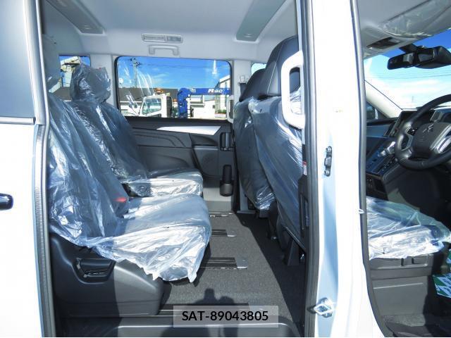 Mitsubishi DELICA 2026-06 8007271-17