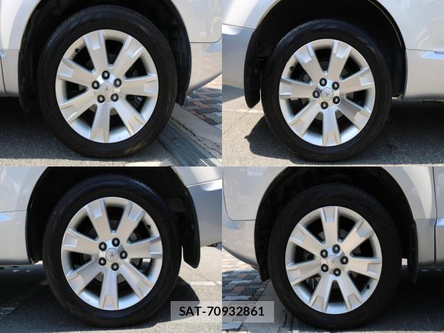 Mitsubishi DELICA 2014-02 8007276-8