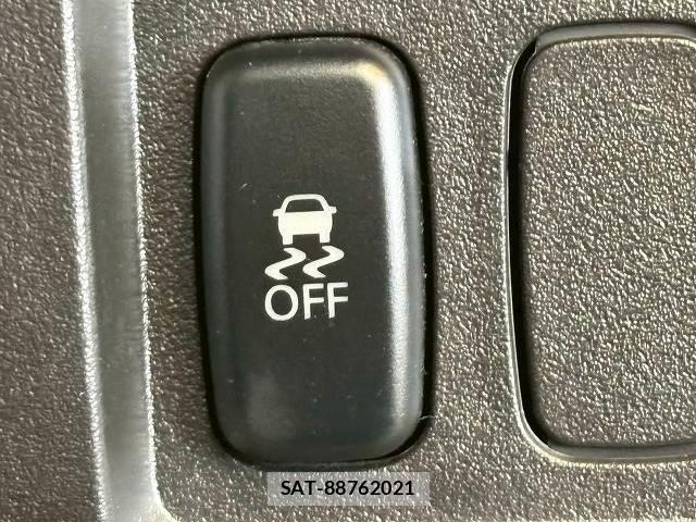 Mitsubishi DELICA 2018-07 8007341-10