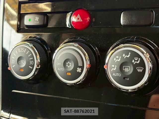 Mitsubishi DELICA 2018-07 8007341-11