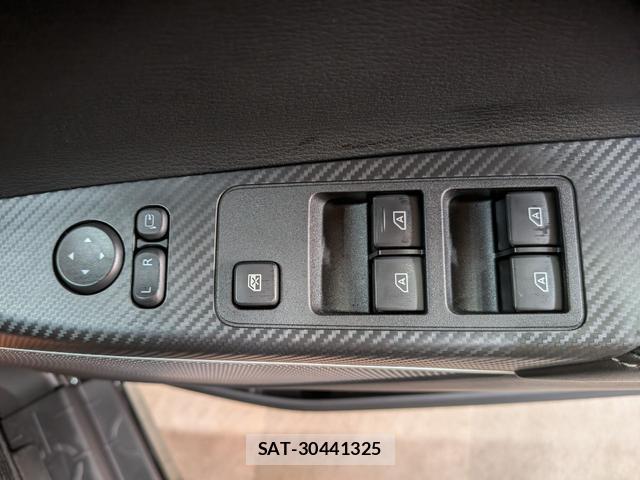 Mitsubishi DELICA 2025-07 8007423-13