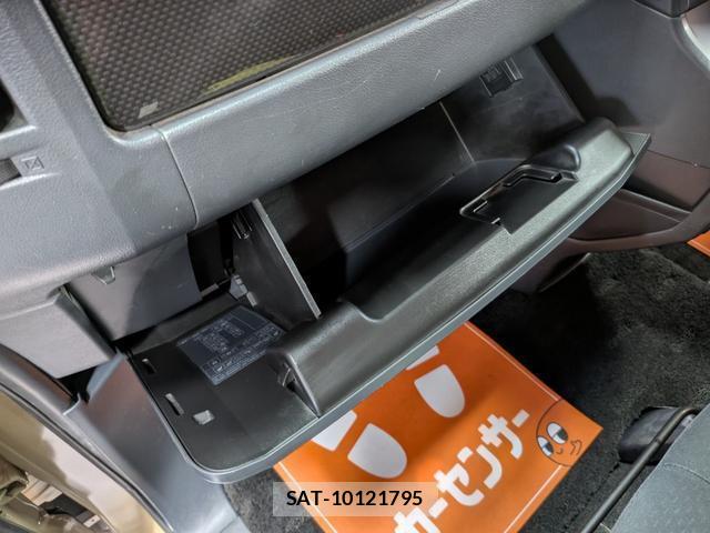 Mitsubishi DELICA 2007-05 8007425-18