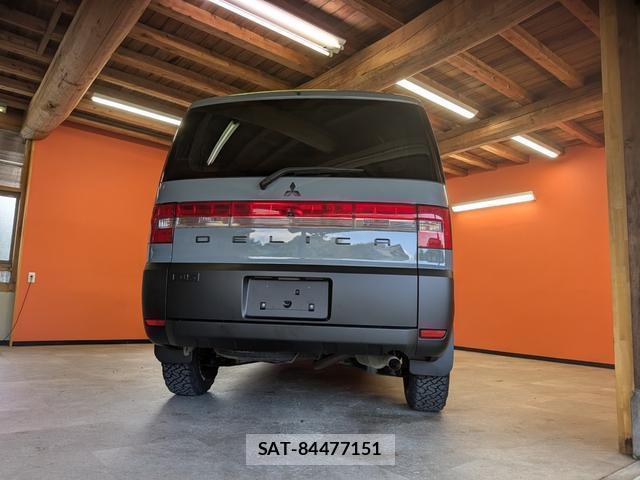 Mitsubishi DELICA 2009-05 8007426-7