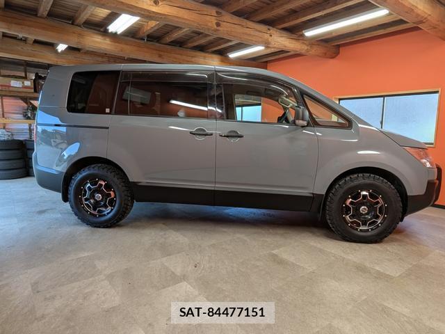 Mitsubishi DELICA 2009-05 8007426-8