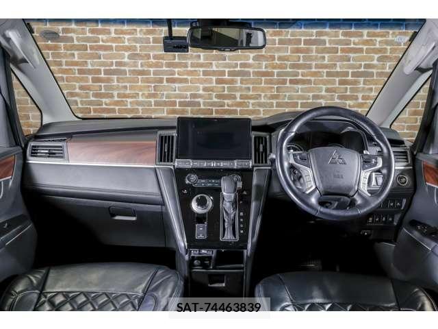 Mitsubishi DELICA 2021-10 8007604-10