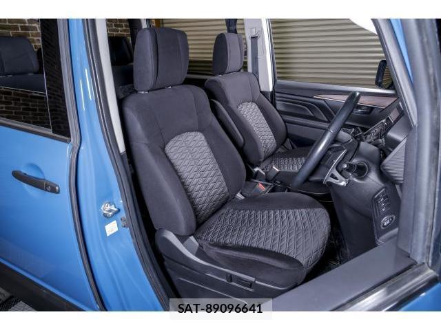 Mitsubishi DELICA 2019-05 8007605-12