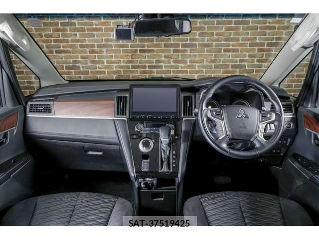 Mitsubishi DELICA 2019-04 8007607-10