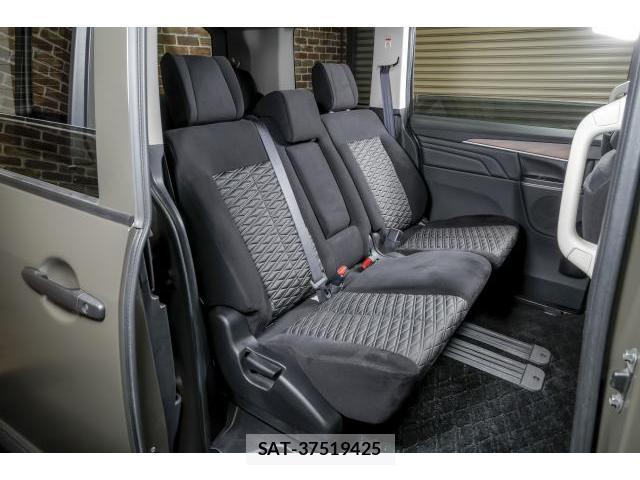 Mitsubishi DELICA 2019-04 8007607-14