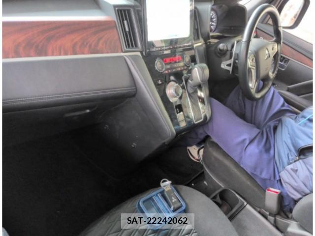 Mitsubishi DELICA 2023-12 8007973-2