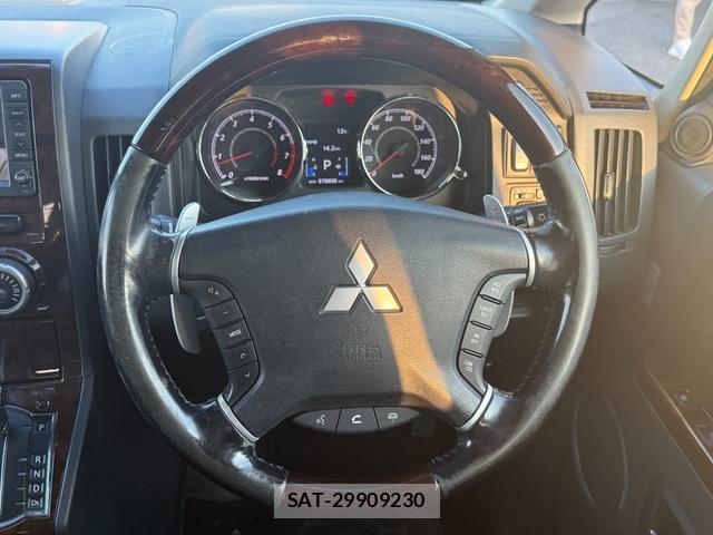Mitsubishi DELICA 2010-11 8008429-19
