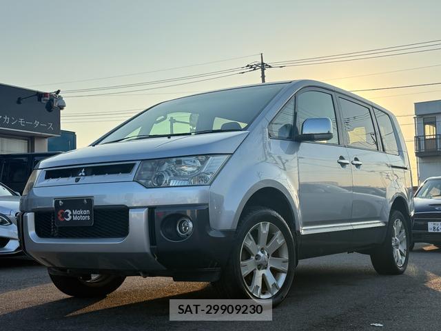 Mitsubishi DELICA 2010-11 8008429-7