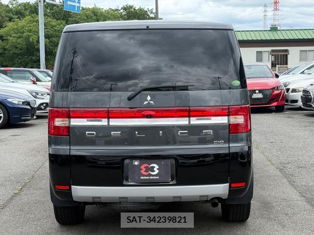 Mitsubishi DELICA 2014-08 8008443-10