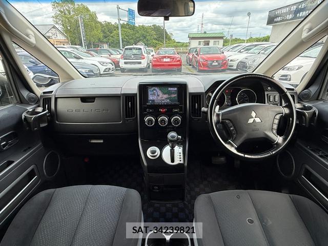 Mitsubishi DELICA 2014-08 8008443-3