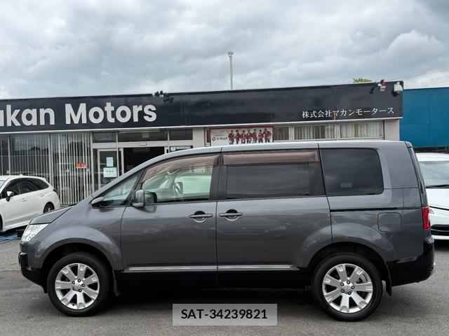Mitsubishi DELICA 2014-08 8008443-8