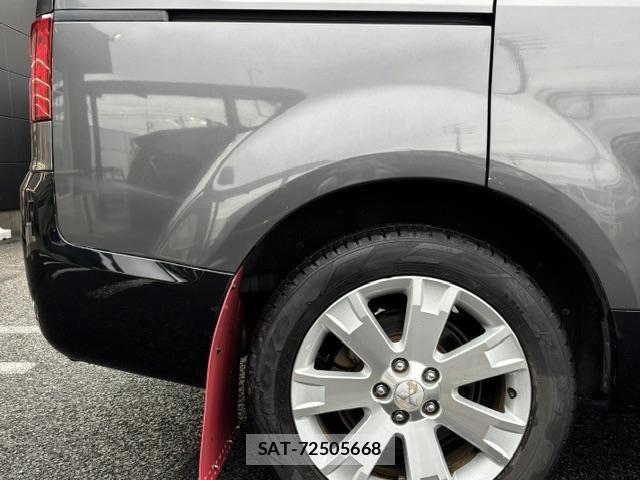 Mitsubishi DELICA 2013-02 8008738-11