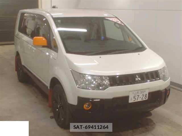 Mitsubishi DELICA 2017-07 8008996-0