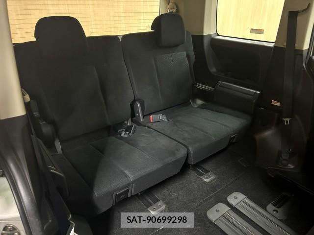 Mitsubishi DELICA 2015-10 8009495-7