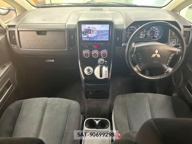 Mitsubishi DELICA 2015-10 8009495-8