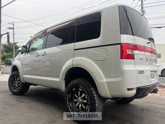 Mitsubishi DELICA 2009-03 8009585-1