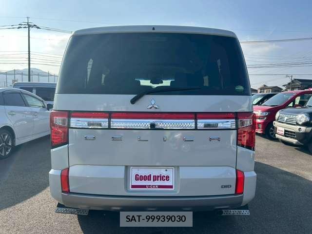 Mitsubishi DELICA 2021-04 8009628-1