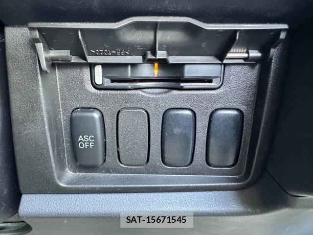 Mitsubishi DELICA 2009-10 8009644-16