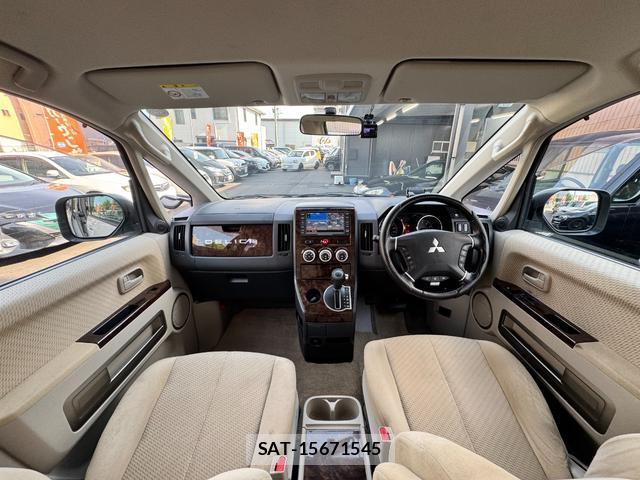 Mitsubishi DELICA 2009-10 8009644-5