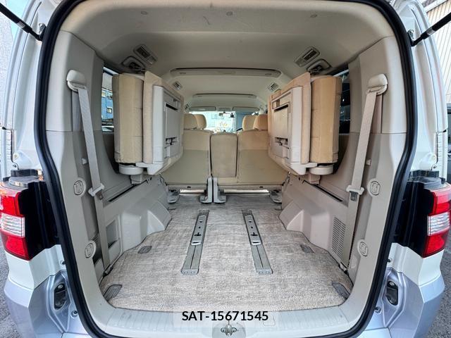 Mitsubishi DELICA 2009-10 8009644-9