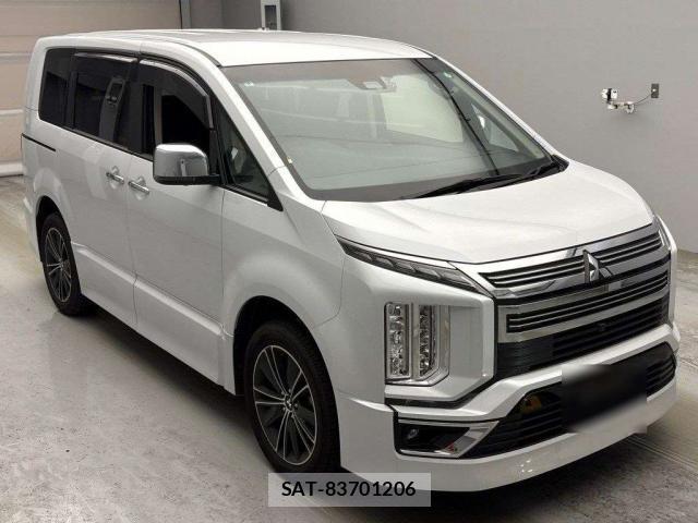 Mitsubishi DELICA 2024-08 8009846-13