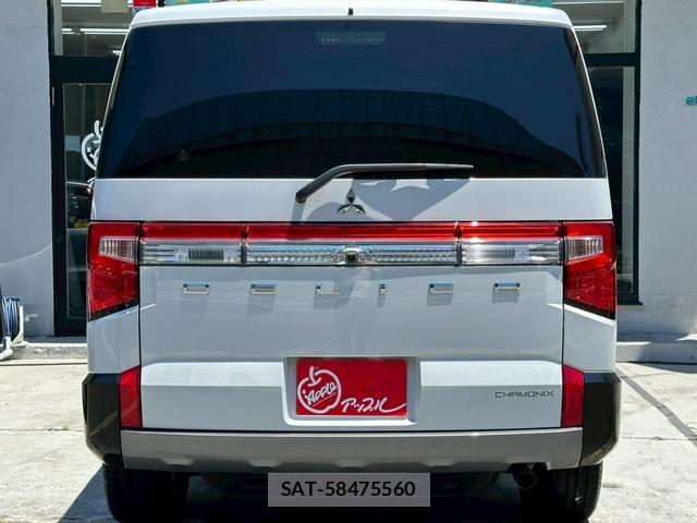 Mitsubishi DELICA 2024-12 8009872-11
