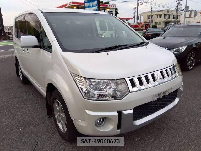 Mitsubishi DELICA 2013-03 8009951-3