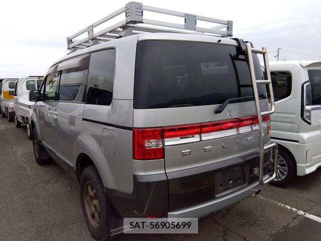 Mitsubishi DELICA 2017-08 8009977-1