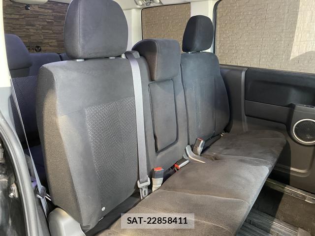 Mitsubishi DELICA 2015-08 8010143-16