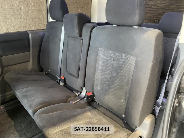 Mitsubishi DELICA 2015-08 8010143-17