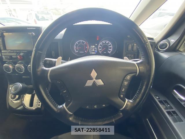 Mitsubishi DELICA 2015-08 8010143-3