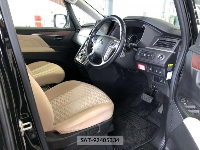 Mitsubishi DELICA 2019-03 8010198-3
