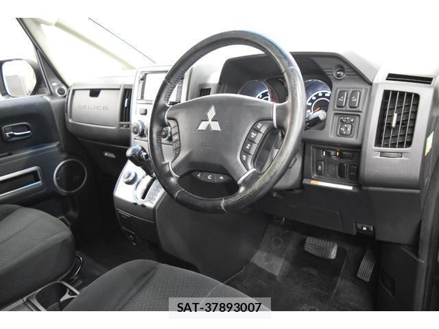 Mitsubishi DELICA 2013-12 8010325-16