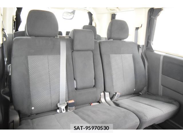 Mitsubishi DELICA 2013-01 8010328-18