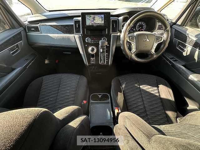Mitsubishi DELICA 2019-12 8010383-1