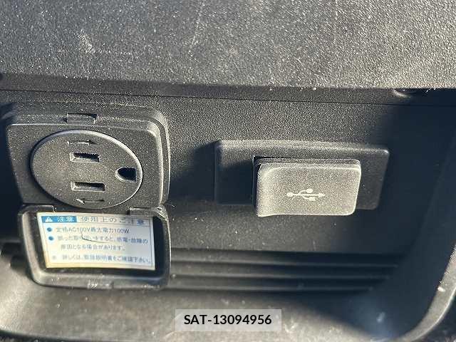 Mitsubishi DELICA 2019-12 8010383-15